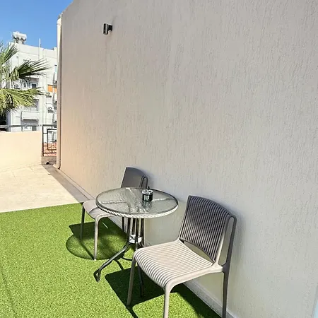 Smart Deluxe N9 Private Kitchenette Balcony 250m Marina Port 900m *