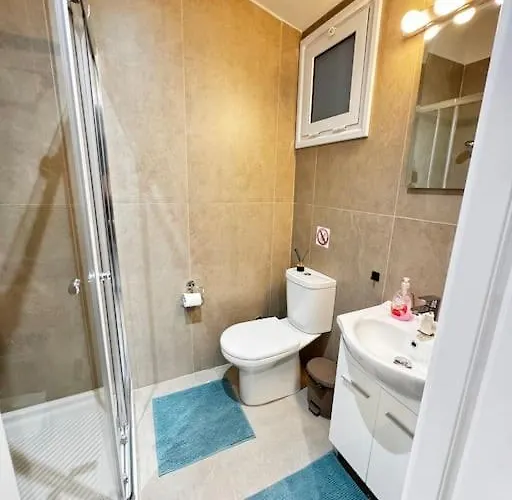 Smart Deluxe N9 Private Kitchenette Balcony 250m Marina Port 900m Limasol