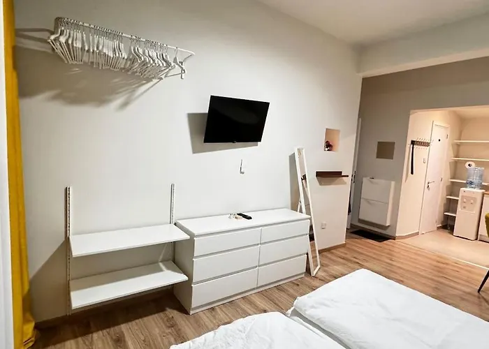 Smart Deluxe N9 Private Kitchenette Balcony 250m Marina Port 900m *